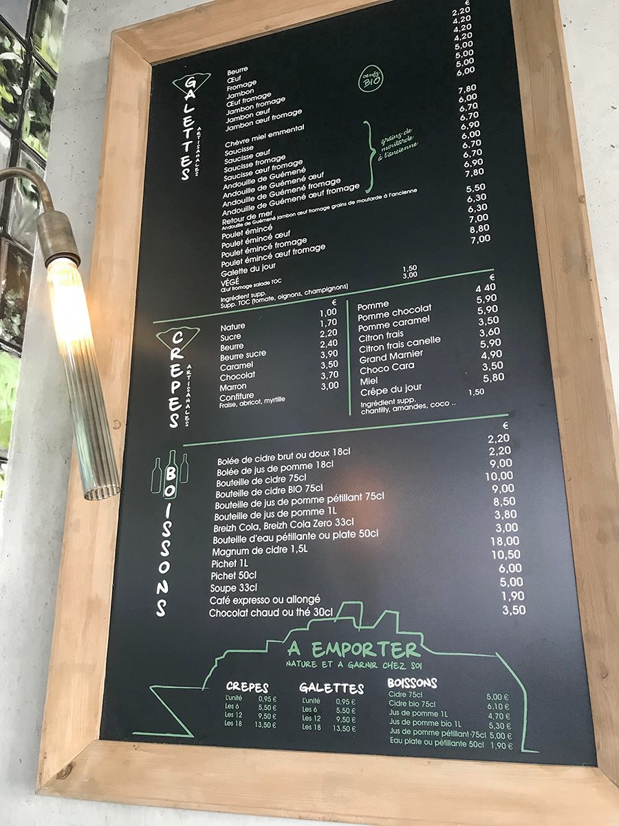 Saint-Nazaire : à Barapom, on mange crêpe ou galette face à la mer