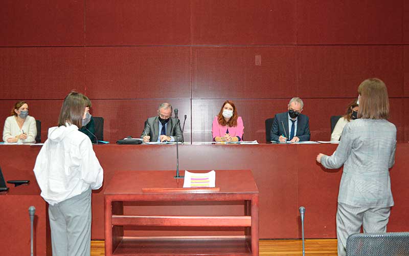 Saint-Nazaire : deux lycéennes de Saint-Louis remportent le concours Les Petites Plaidoiries