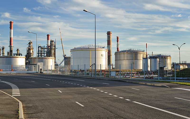 Greve Generale En France Pénurie d’essence : la raffinerie Total de Donges se met en grève