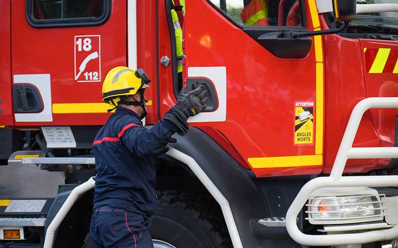 Saint-Joachim : incendie dans une entreprise de matériel de motoculture