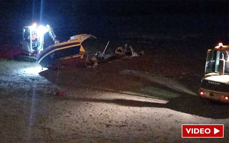 Saint-Nazaire : fin du voyage pour la Luciole démantelée ce matin sur la plage