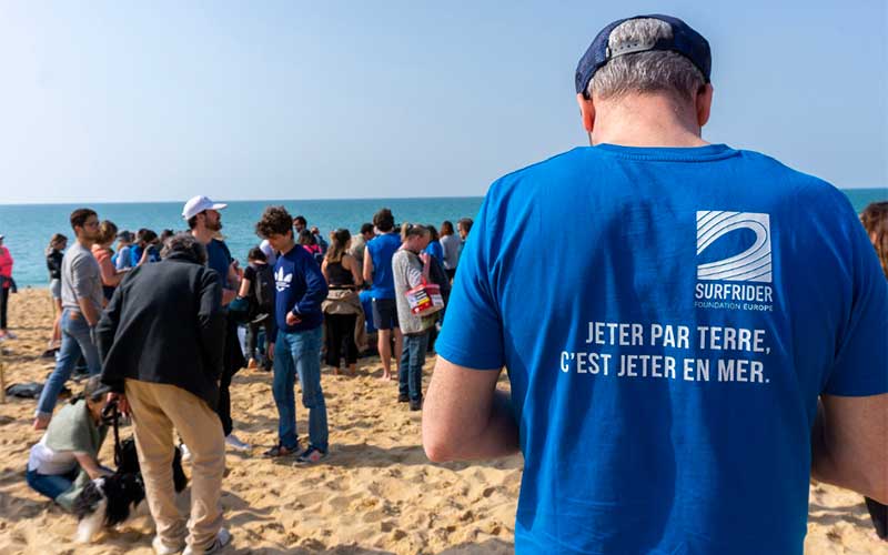 Saint-Nazaire : une collecte de déchets sur la plage du Commando