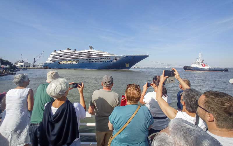 Le super-yacht Ilma a fait ses adieux à Saint-Nazaire