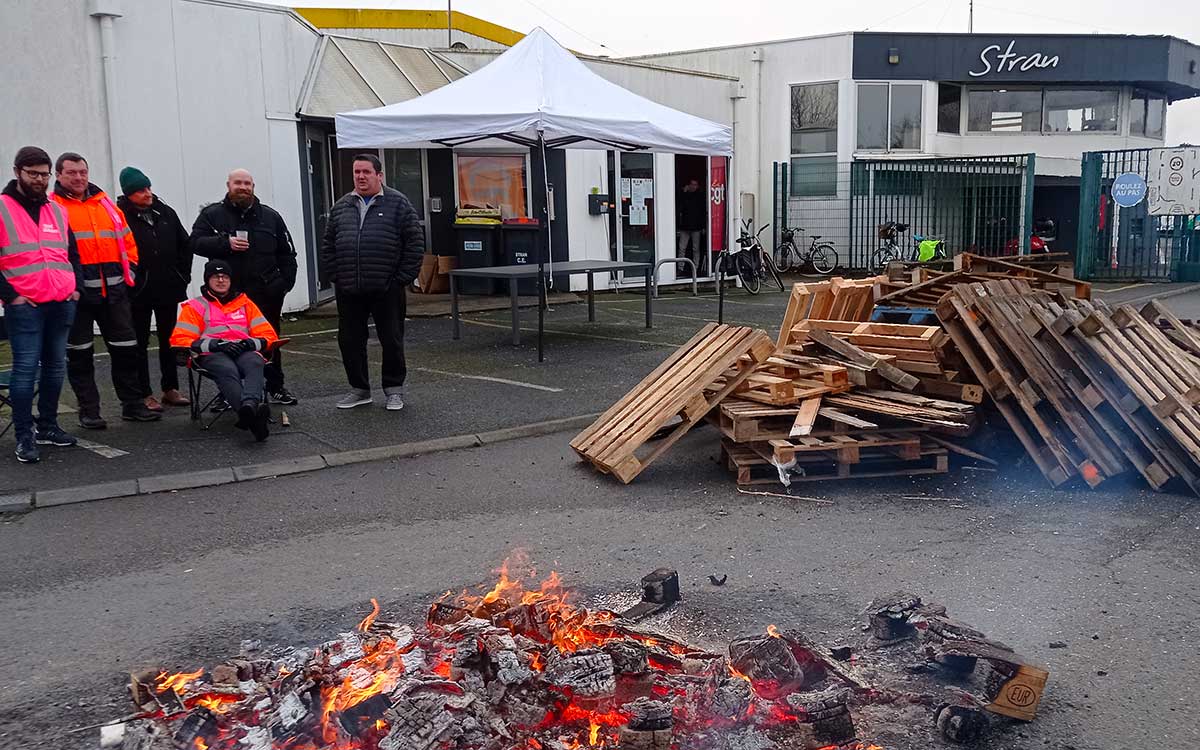 Saint-Nazaire : bus, velycéo… 2ème jour de grève pour les salariés Ycéo