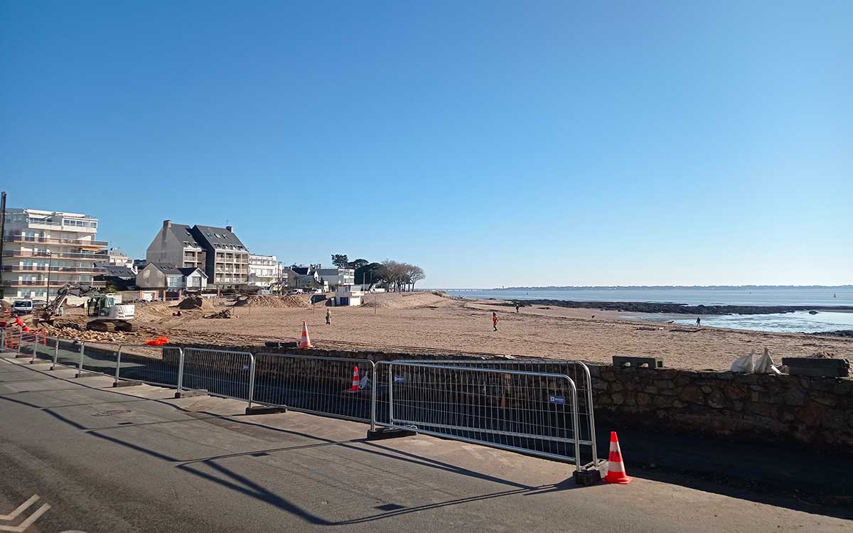 Saint-Nazaire : un arrêté de pollution après un incident de chantier sur la plage de Villès-Martin