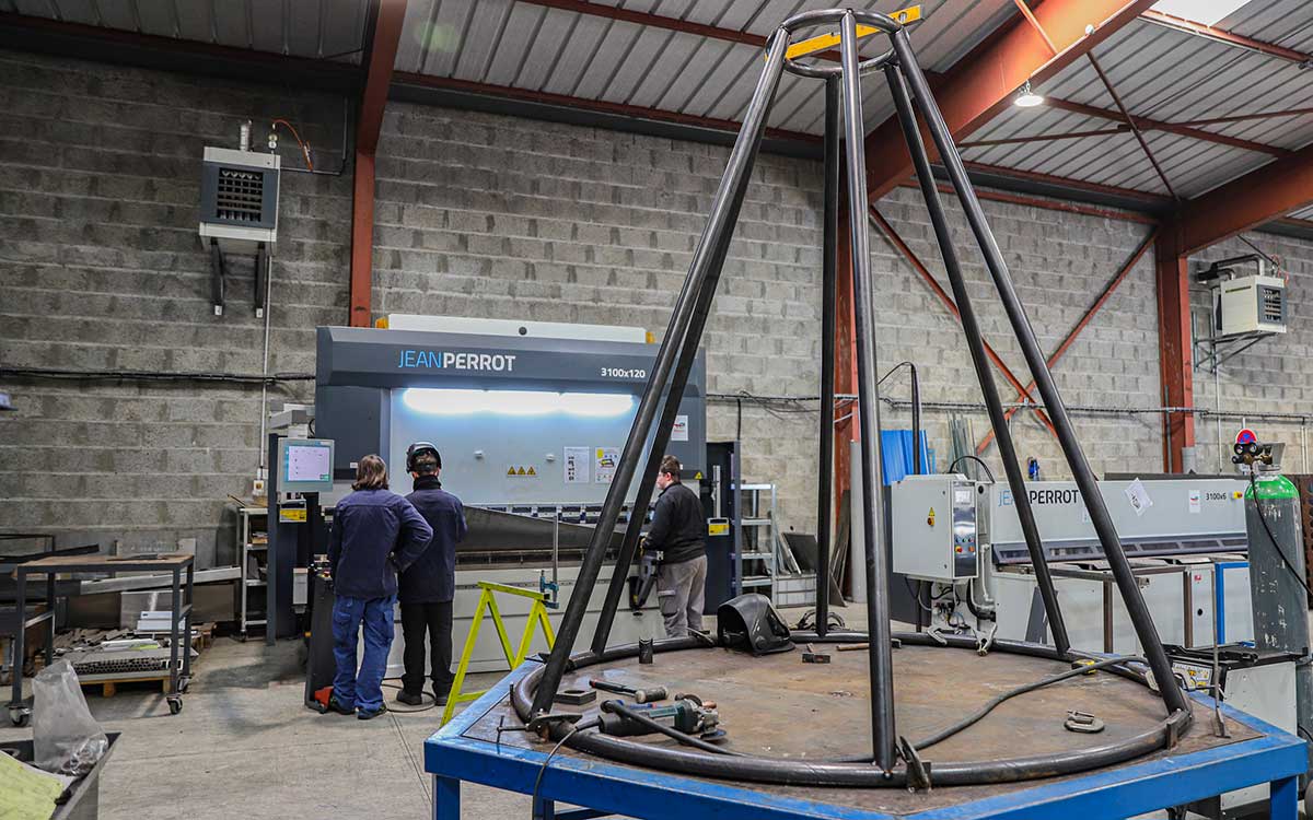 Restauration de la bouée de Pornichet : mission presque accomplie pour les élèves de l’EPAN