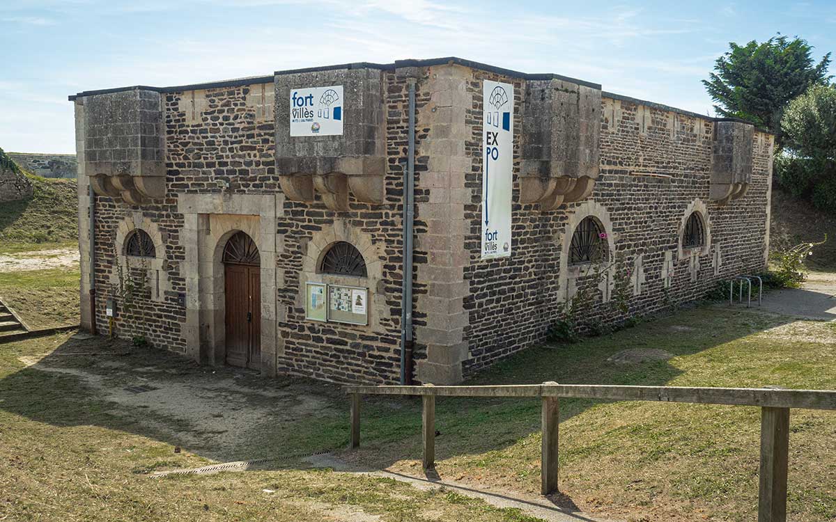 Saint-Nazaire : 2ème édition de la biennale du Noir & Blanc au fort de Villès-Martin