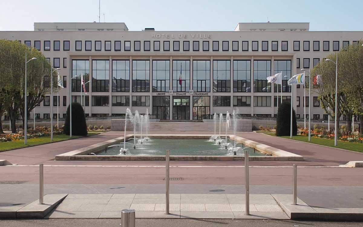 Saint-Nazaire : inquiet des coupes de la Ville, le monde de la culture manifestera devant la mairie