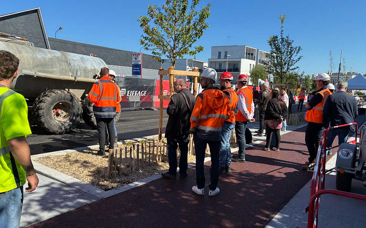 Eiffage et la Ville de Saint-Nazaire testent pour la 1ère fois en France une voirie lourde 100% perméable