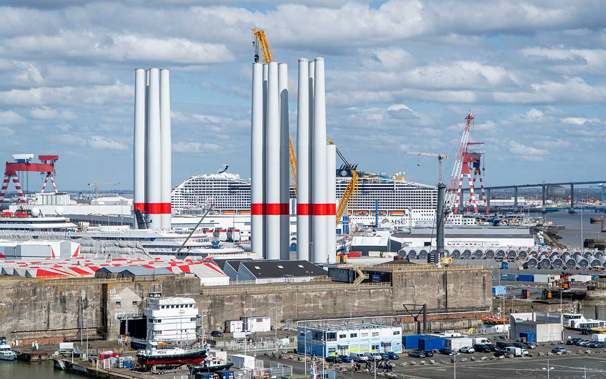 Saint-Nazaire : une escorte de 4 ministres pour la visite de François Bayrou aux Chantiers de l’Atlantique