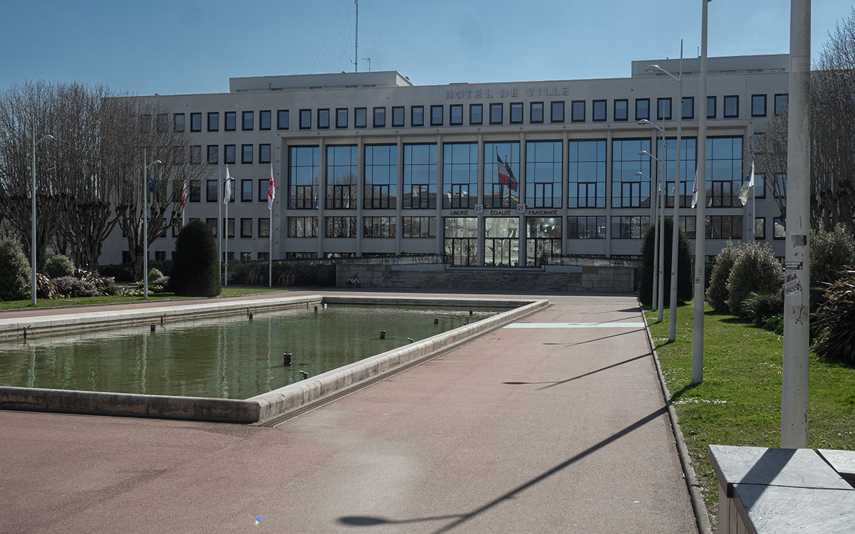 Saint-Nazaire : pourquoi l’Hôtel de Ville sera-t-il illuminé en vert ce dimanche ?