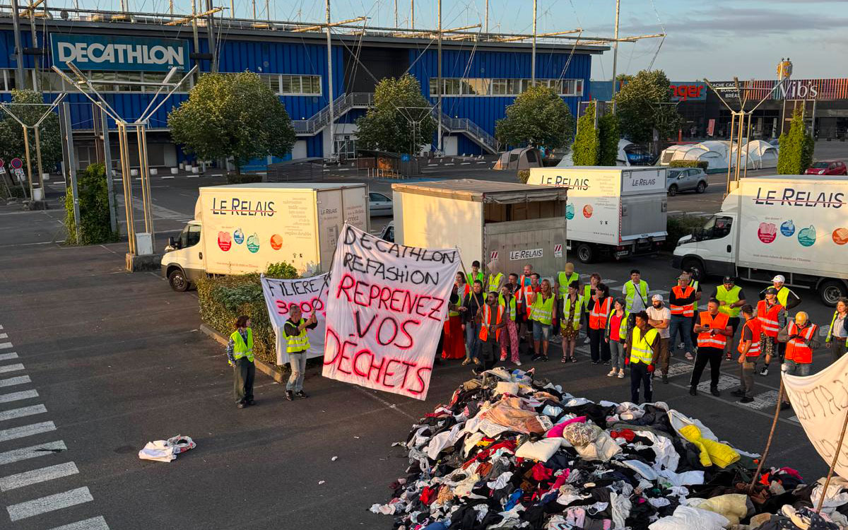 Grève de la collecte : Le Relais veut mettre la fast fashion devant ses responsabilités