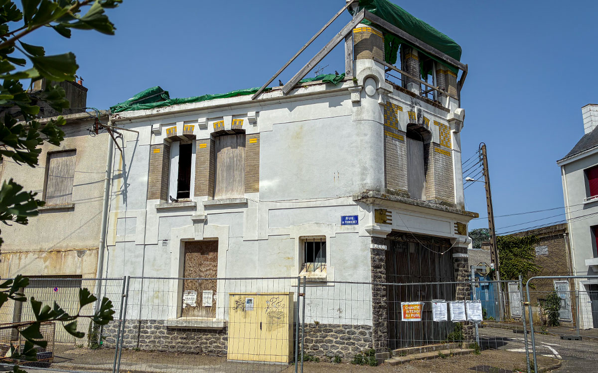 Saint-Nazaire : la Ville prend un arrêté de procédure d’urgence pour cet immeuble incendié en 2021