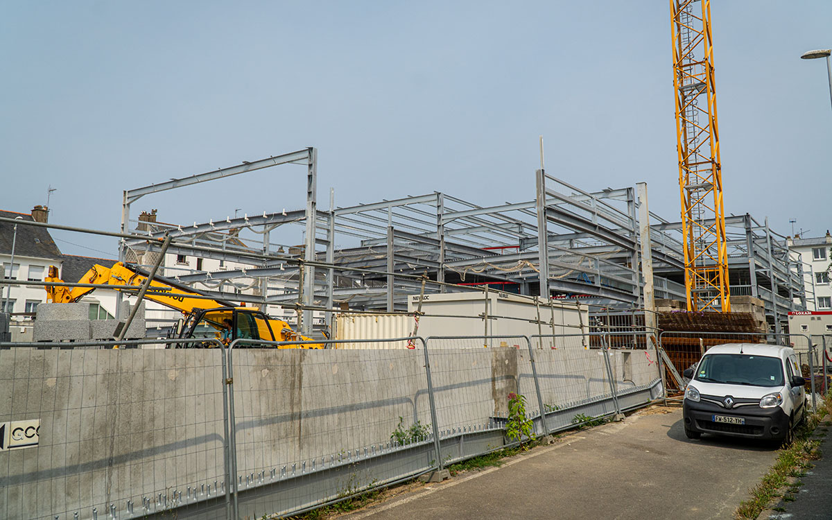Saint-Nazaire : le chantier du futur parking à étages prend de la hauteur