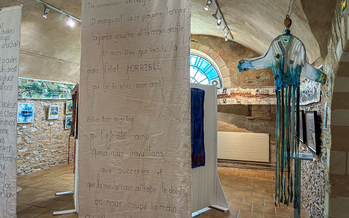 Saint-Nazaire : au Fort de Villès-Martin, la Loire s’expose en fils, fibres et couleurs