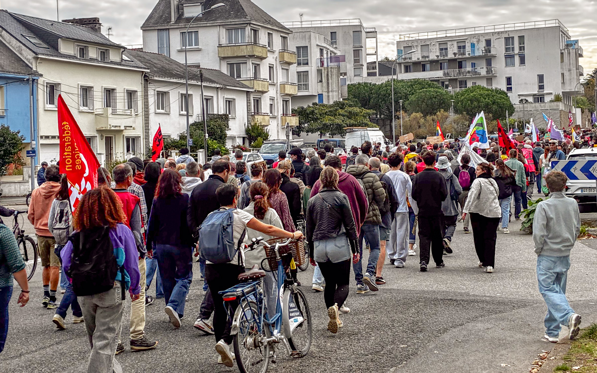 Saint-Nazaire : de nombreux manifestants défilent dans le calme ce mardi 6 octobre