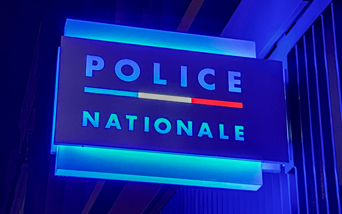 Saint-Nazaire : blessé par arme à feu, un homme se réfugie dans un bar