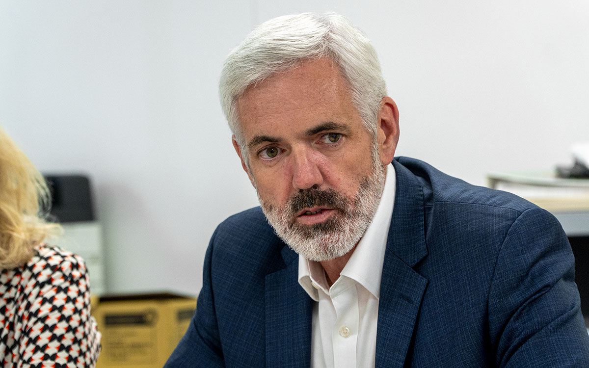 Saint-Nazaire : Xavier Perrin salue la victoire de Glucksmann à la primaire de la gauche sociale-démocrate