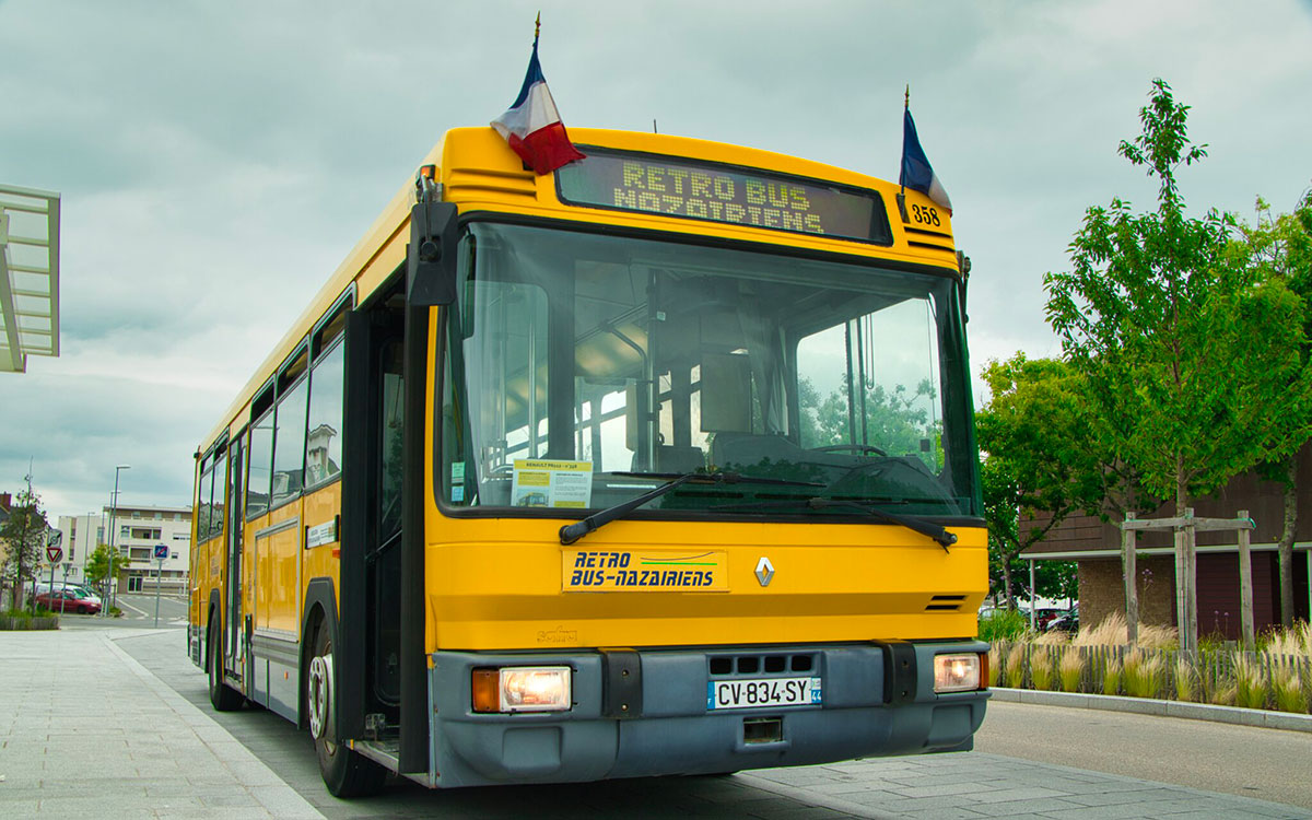 Sortie originale à Saint-Nazaire : montez dans un bus rétro pour visiter les Chantiers de l’Atlantique