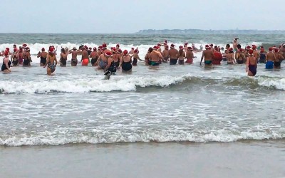 À Saint-Brévin et Pornichet, tenterez-vous un bain de mer de Noël cette année ?