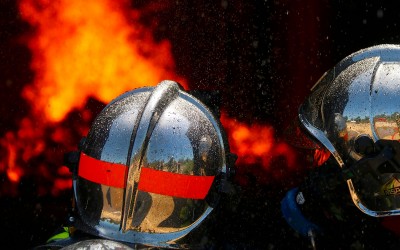 Saint-Nazaire : intervention des sapeurs-pompiers pour une voiture électrique en feu