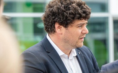 Vote de confiance : le député de Saint-Nazaire Matthias Tavel votera contre