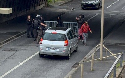 Mouvement du 10 septembre : les abords de la gare de Saint-Nazaire bloquée par les manifestants