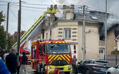 Saint-Nazaire : une femme saute de sa fenêtre pour échapper à un violent incendie