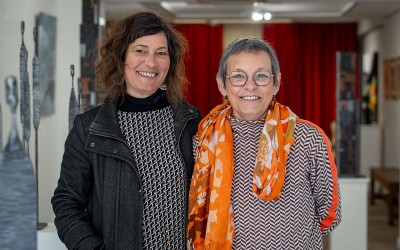 Amplitude Galerie ouvre à Saint-Nazaire : un lieu où l’art dialogue avec les sens