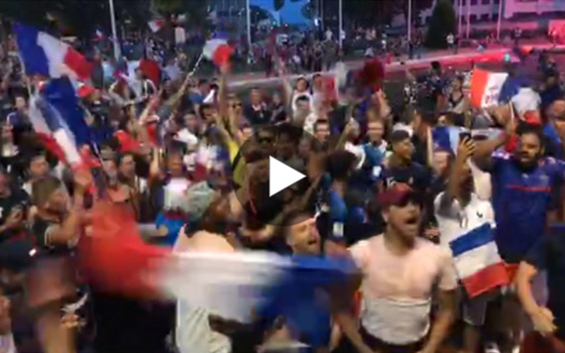 La France en finale : ambiance survoltée Place de la Mairie