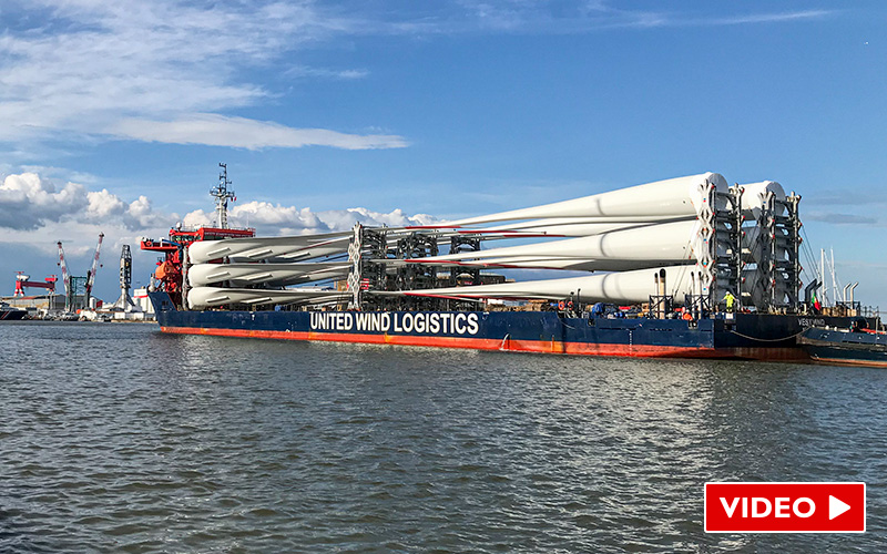 Saint-Nazaire : impressionnante livraison de pales d’éoliennes