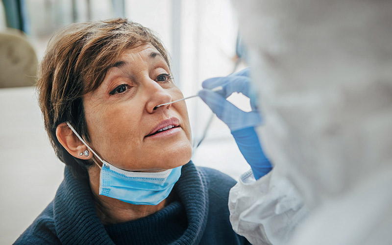 Pays de la Loire : tests COVID, application de règles de priorité