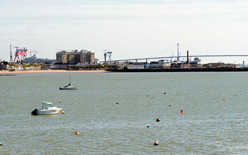 Saint-Nazaire : un jeune homme sauvé in extremis de la noyade