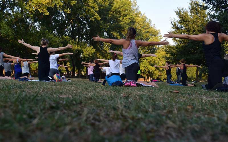 Saint-Nazaire et sa région : 7 séances de yoga géantes pour la journée internationale du yoga